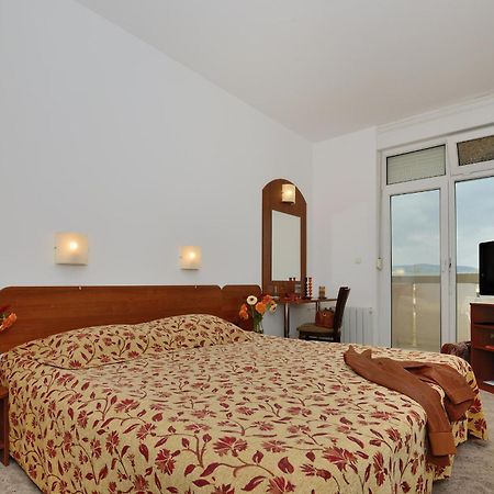 Augusta Spa Hotel Χισάρια Εξωτερικό φωτογραφία